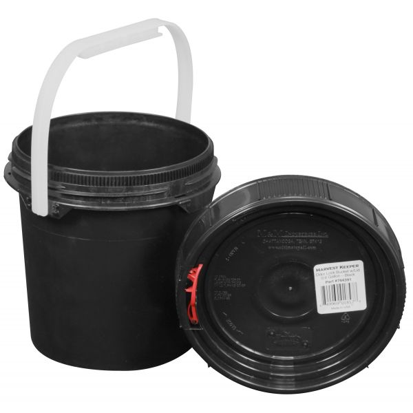 Harvest Keeper Spin Lock 0.6 Gal Black Bucket w- Lid