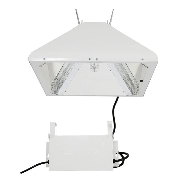 Sun System LEC 315 Remote Fixture 277 Volt w- 4200 K Lamp